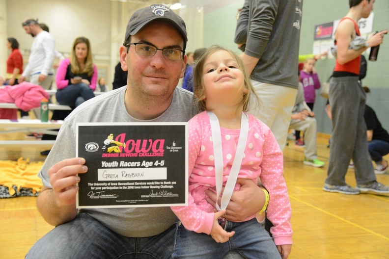 Daddy and Greta with her medal.JPG